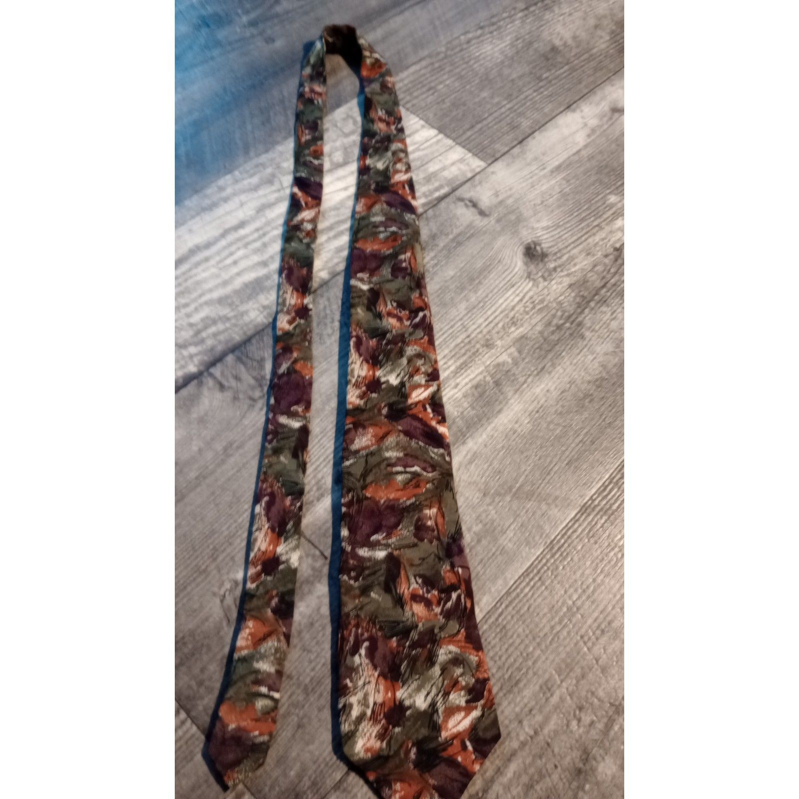 Unknown Brand 100 Silk Tie